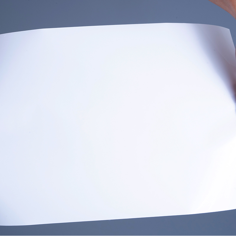 25 mic fényes PET vinilfólia címkeanyagok akril ragasztó Jumbo tekercs tintasugaras nyomtatáshoz